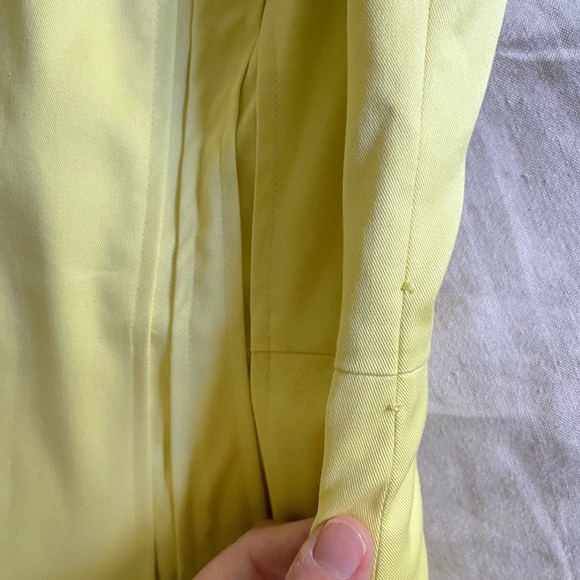 Akris Punto Pleated Yellow Lime Dress in Size 8 - Picture 5 of 7